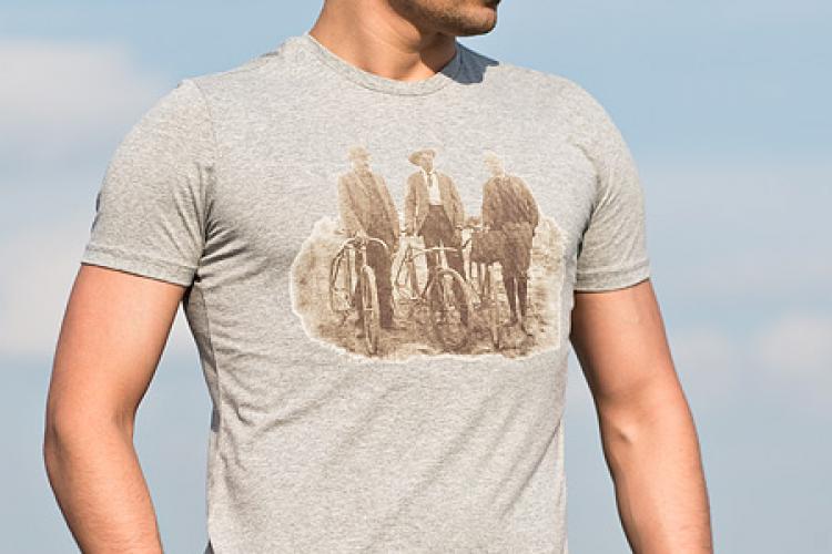 Мужская мода 2015, или в какую футболку нарядить любимого супруга?