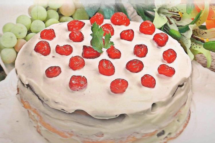 Праздничные торты на день рождения: Москва готова представить их виды