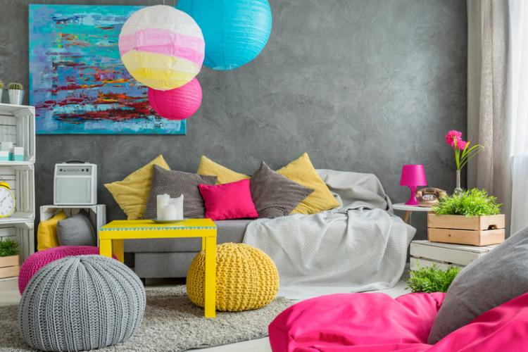 Неоновые цвета в квартире – что модно и как их объединить?